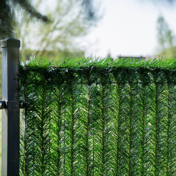 Ciemnozielona osłona na ogrodzenie sztuczny żywopłot GreenFences 150 cm